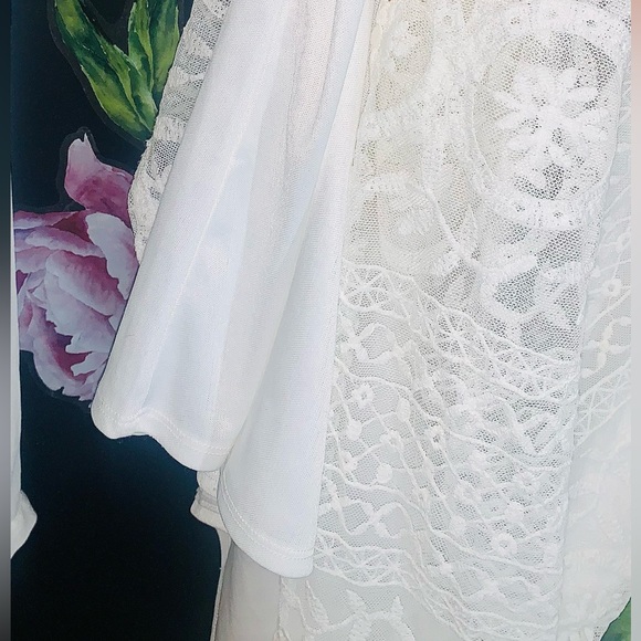 2FOR15$☀️🫧 Cuty off-white Dress . GARAGE - Picture 4 of 7